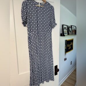 Boden Navy and White Floral Puff Sleeve Midi Dress